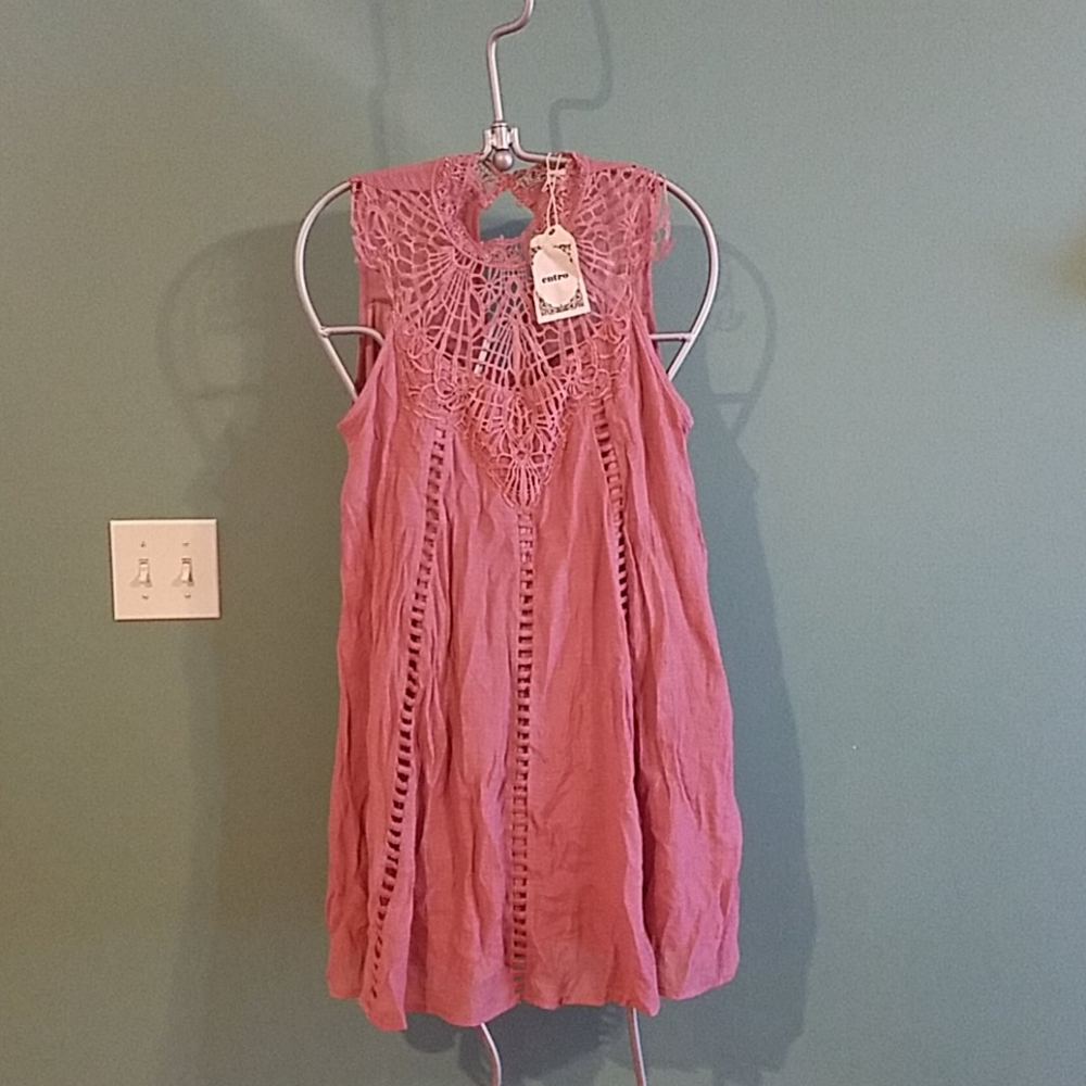 Dark pink entro sleeveless dress